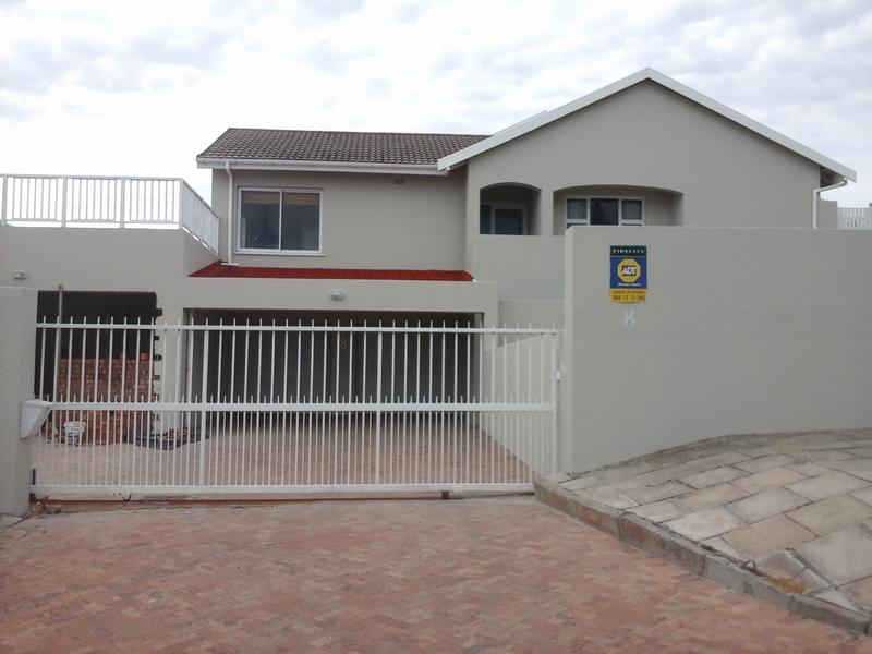 To Let 4 Bedroom Property for Rent in Van Riebeeckstrand Western Cape